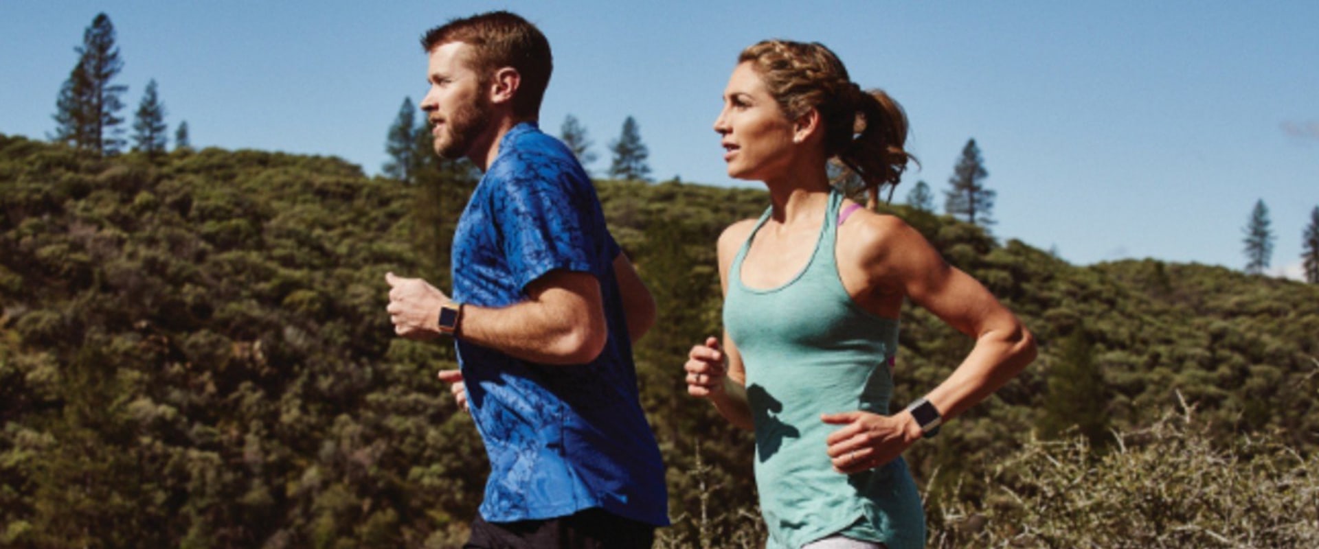 Can fitbit track runs?