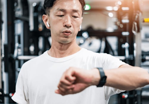 The Ultimate Guide to Choosing a Wireless Fitness Tracker in 2025